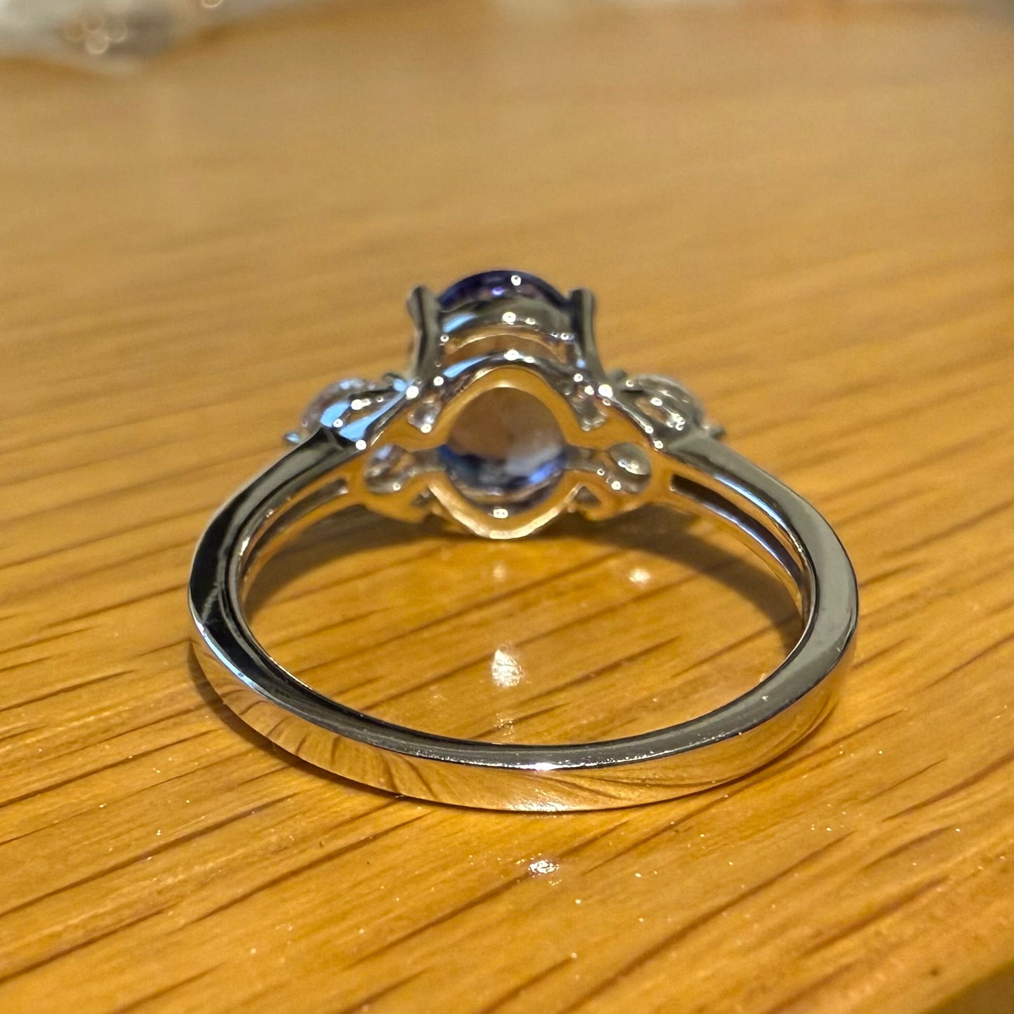 18CT WHITE GOLD TANZANITE AND DIAMOND RING