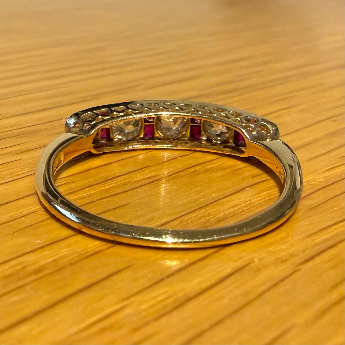 18CT AND PLATINUM VINTAGE DIAMOND AND RUBY RING