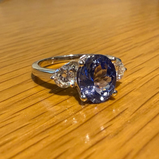 18CT WHITE GOLD TANZANITE AND DIAMOND RING